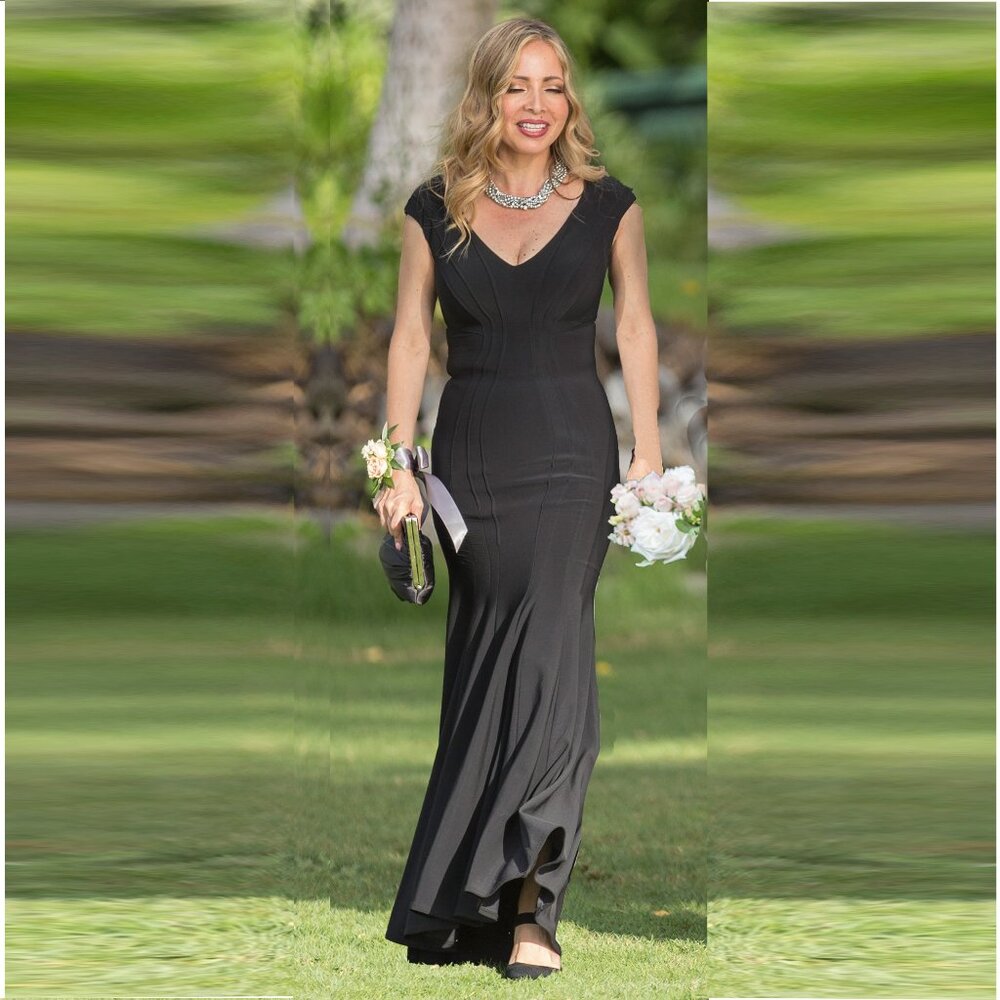 Like New Betsy & Adam Black Mermaid Formal Dress